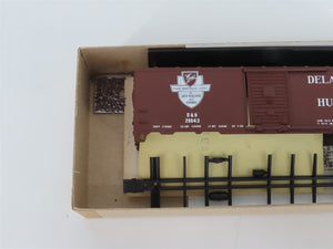 HO Scale Athearn Bev-Bel Kit #1191-1 D&H Delaware & Hudson 40' Box Car #20043