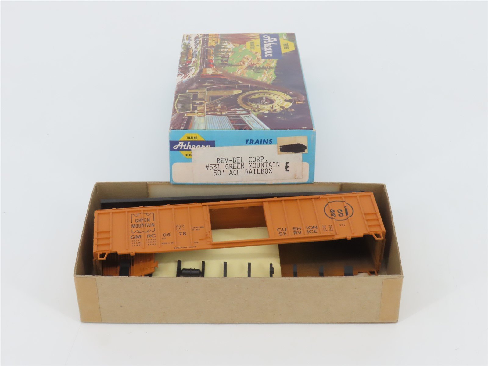HO Scale Athearn Bev-Bel Kit #531 GMRC Green Mountain Railroad 50' Box Car #0678