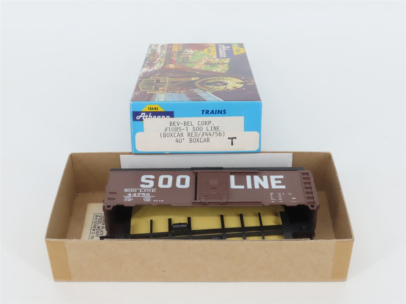 HO Scale Athearn Bev-Bel Kit #1085-1 SOO Line 40' Single Door Box Car #44756