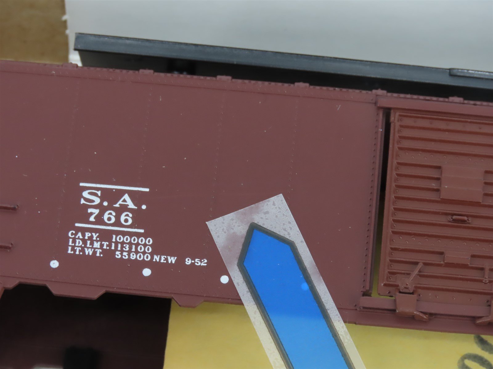 HO Scale Athearn Bev-Bel Kit #1146-1 SA Savanna & Atlanta 40' Box Car #766