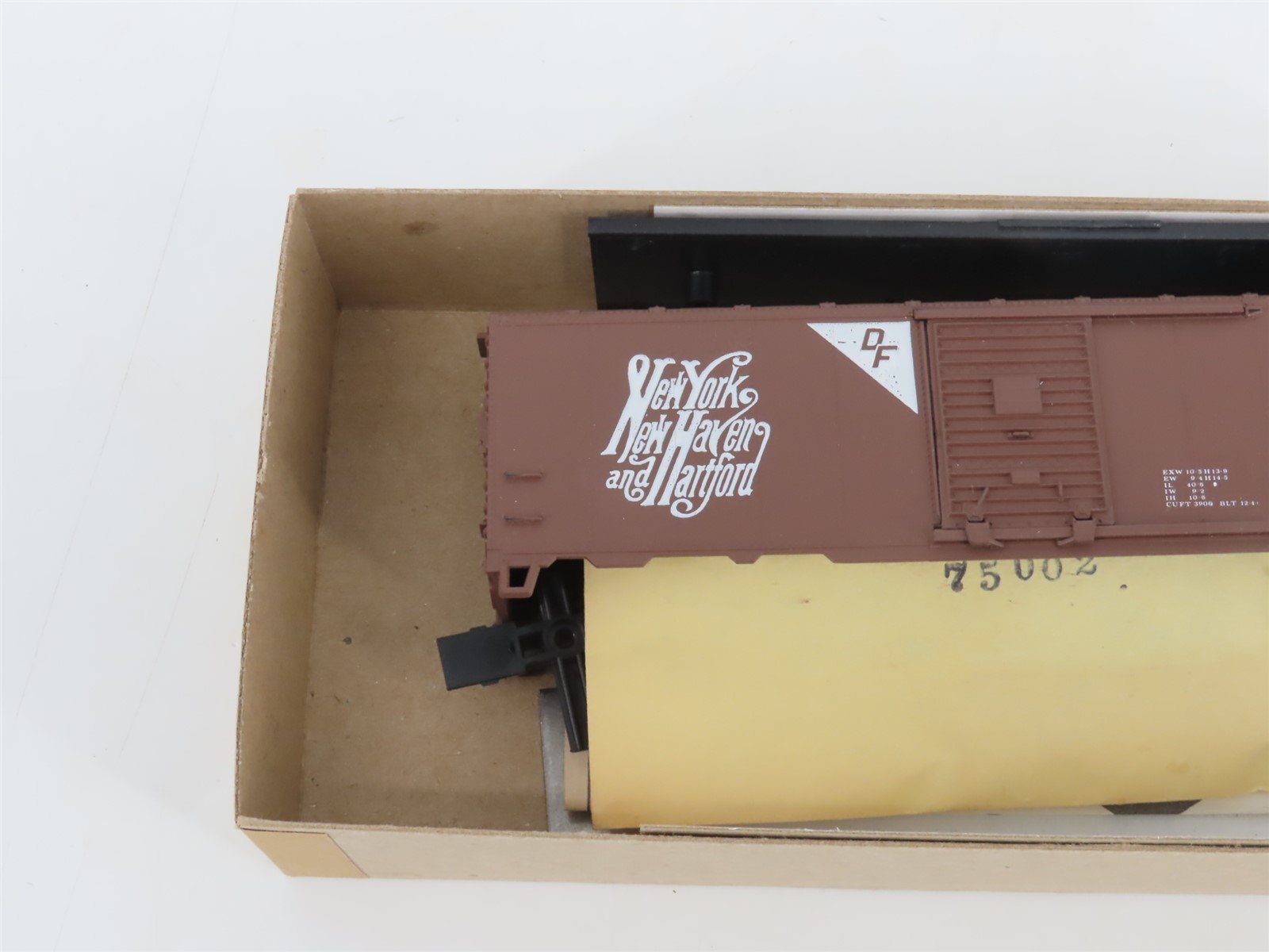 HO Scale Athearn Bev-Bel Kit #1079-1 NH New Haven 40' Single Door Box Car #34417