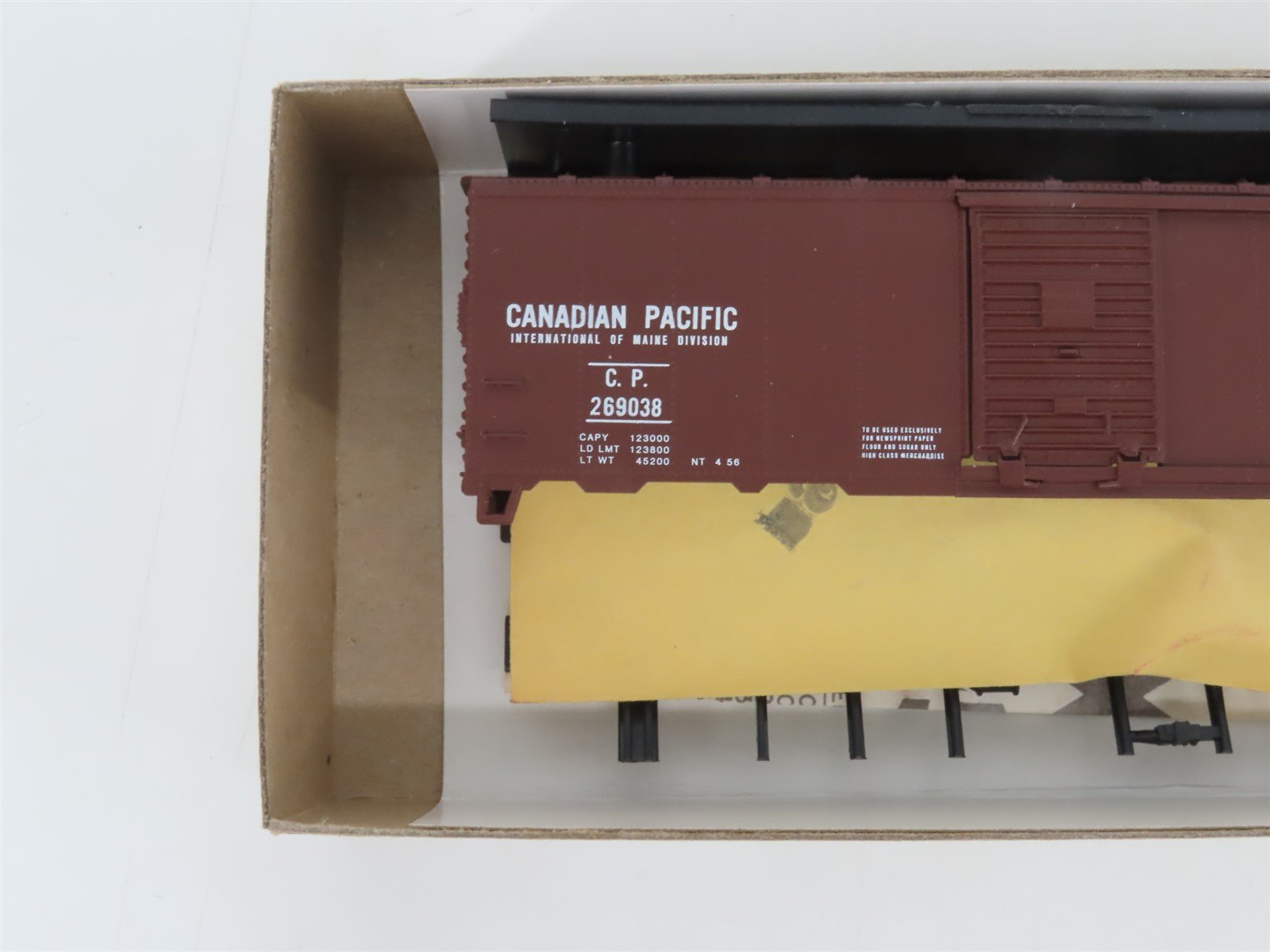 HO Scale Athearn Bev-Bel Kit #1451 CP Canadian Pacific 40' Box Car #269038