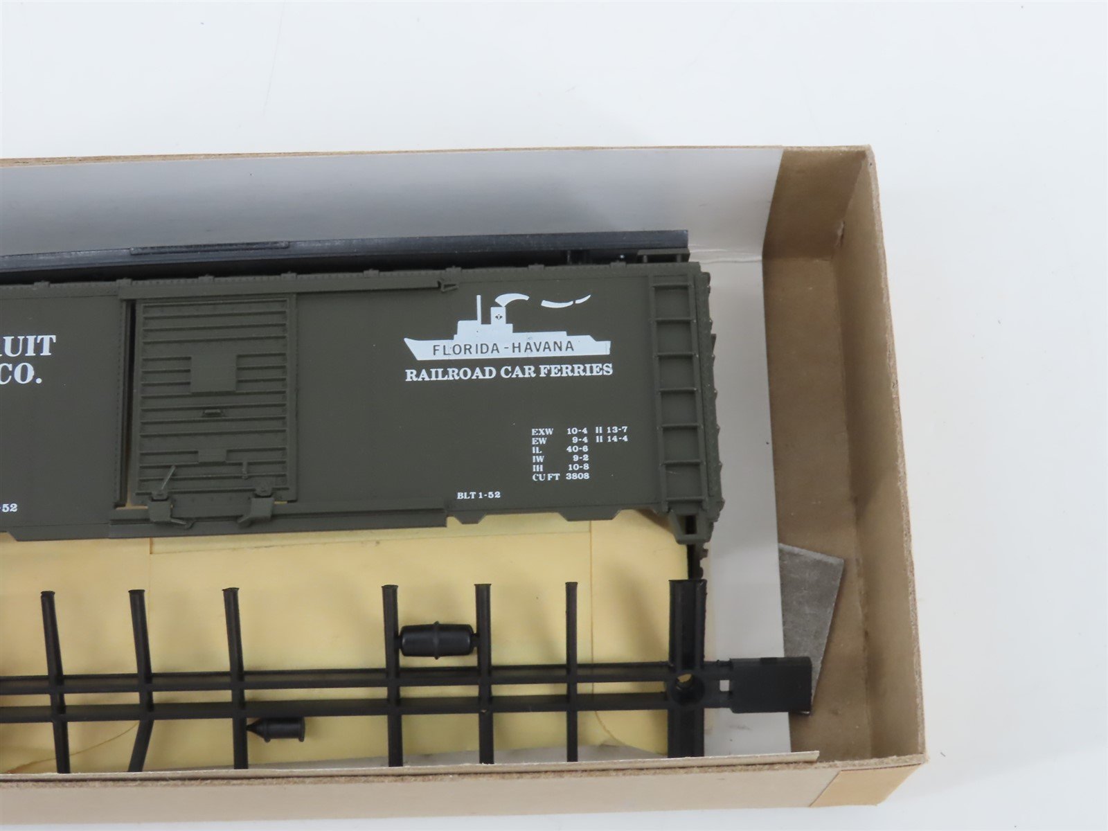 HO Scale Athearn Bev-Bel Kit #857 WIF West India Fruit 40' Box Car #224