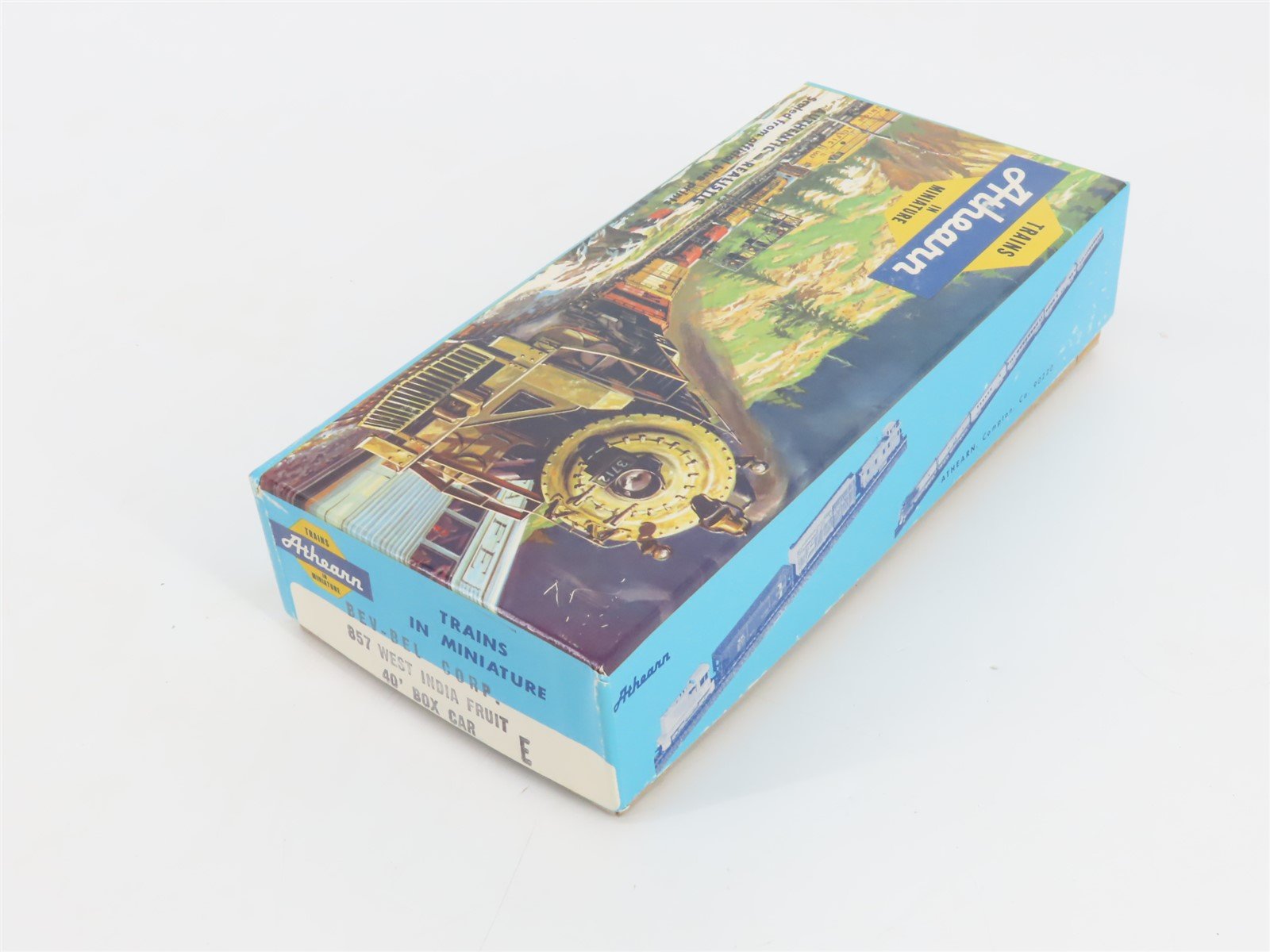 HO Scale Athearn Bev-Bel Kit #857 WIF West India Fruit 40' Box Car #224