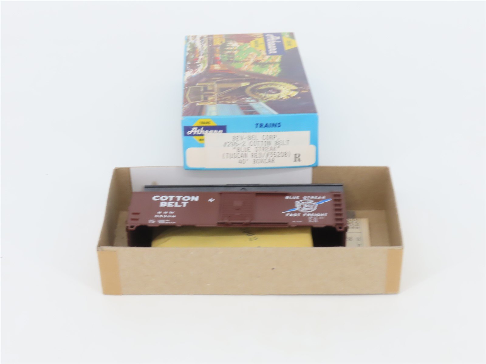 HO Scale Athearn Bev-Bel Kit #296-2 SSW Cotton Belt Route 40' Box Car #35208