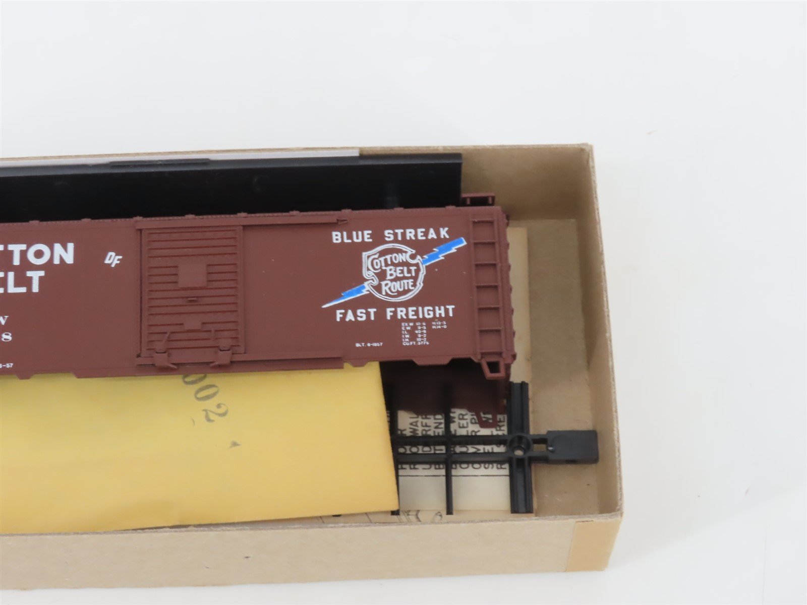 HO Scale Athearn Bev-Bel Kit #296-2 SSW Cotton Belt Route 40' Box Car #35208