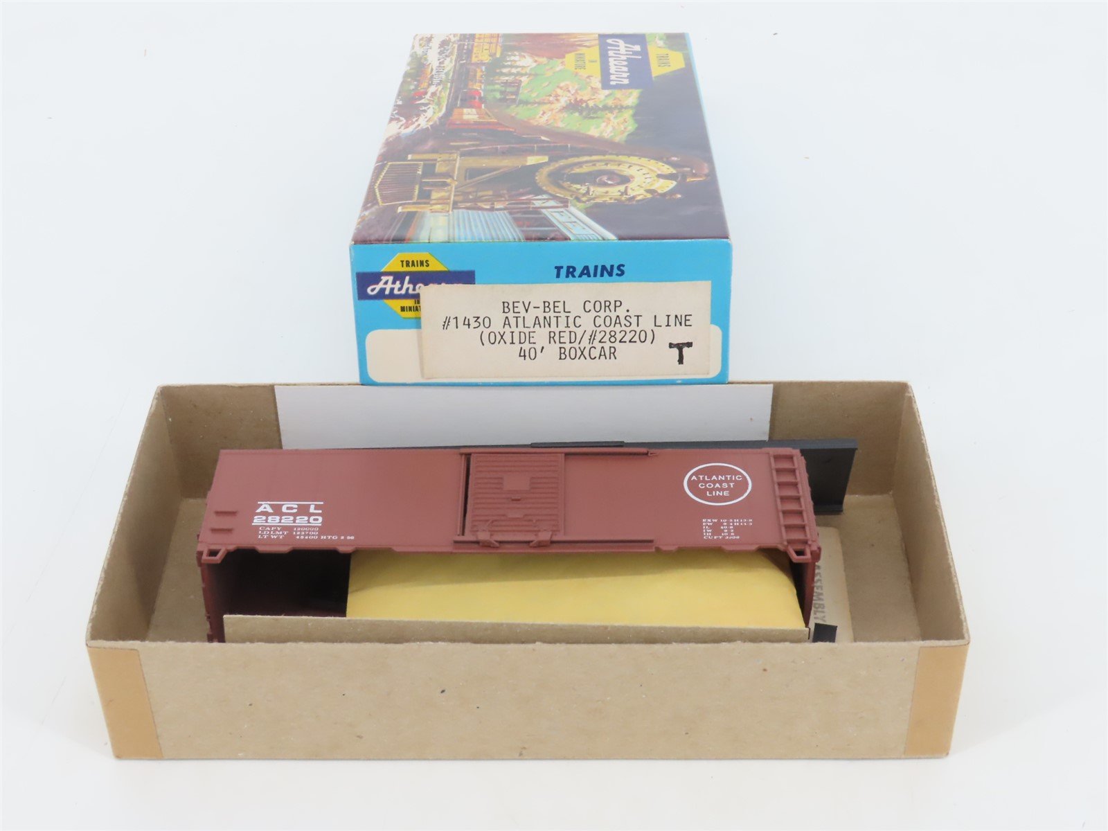 HO Scale Athearn Bev-Bel Kit #1430 ACL Atlantic Coast Line 40' Box Car #28220