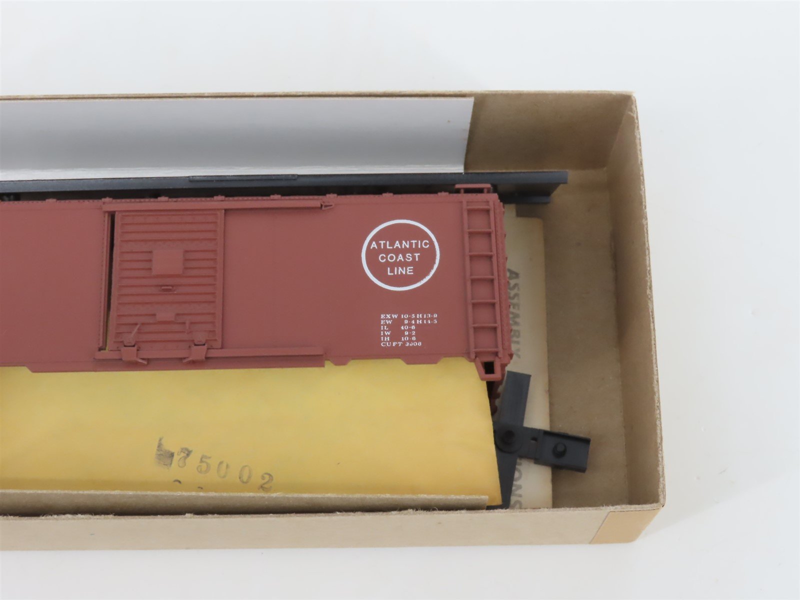 HO Scale Athearn Bev-Bel Kit #1430 ACL Atlantic Coast Line 40' Box Car #28220