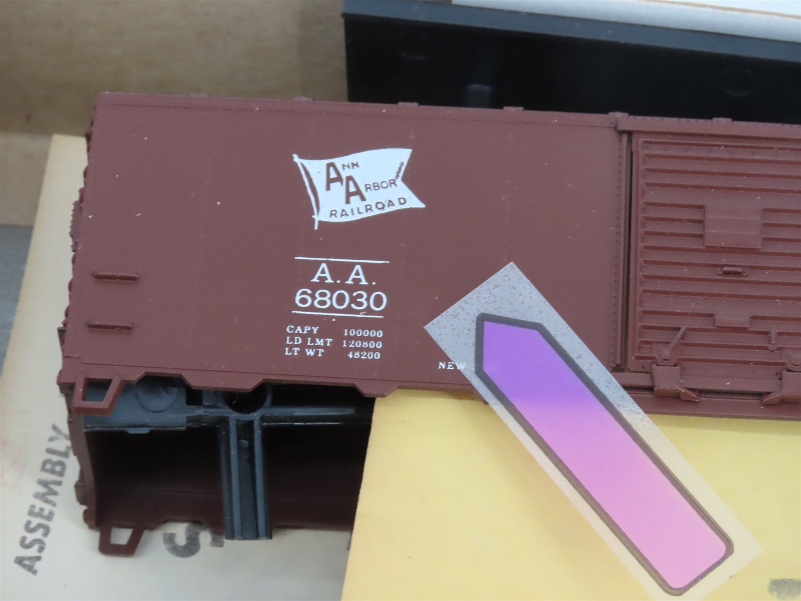 HO Scale Athearn Bev-Bel Kit #834-1 AA Ann Arbor 40' Single Door Box Car #68030