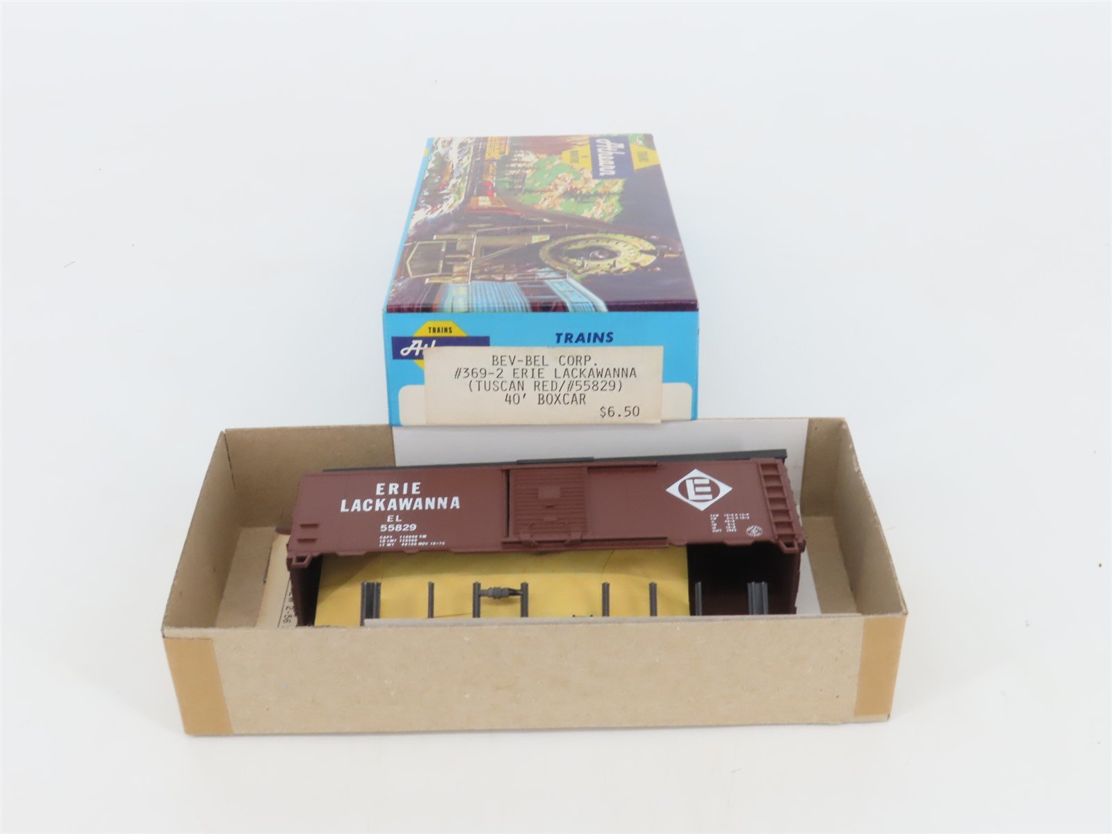HO Scale Athearn Bev-Bel Kit #369-2 EL Erie Lackawanna 40' Box Car #55829