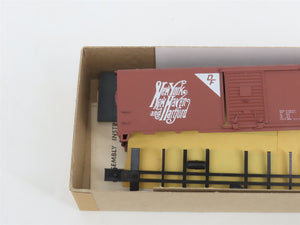 HO Scale Athearn Bev-Bel Kit #1079-2 NH New Haven 40' Single Door Box Car #34117