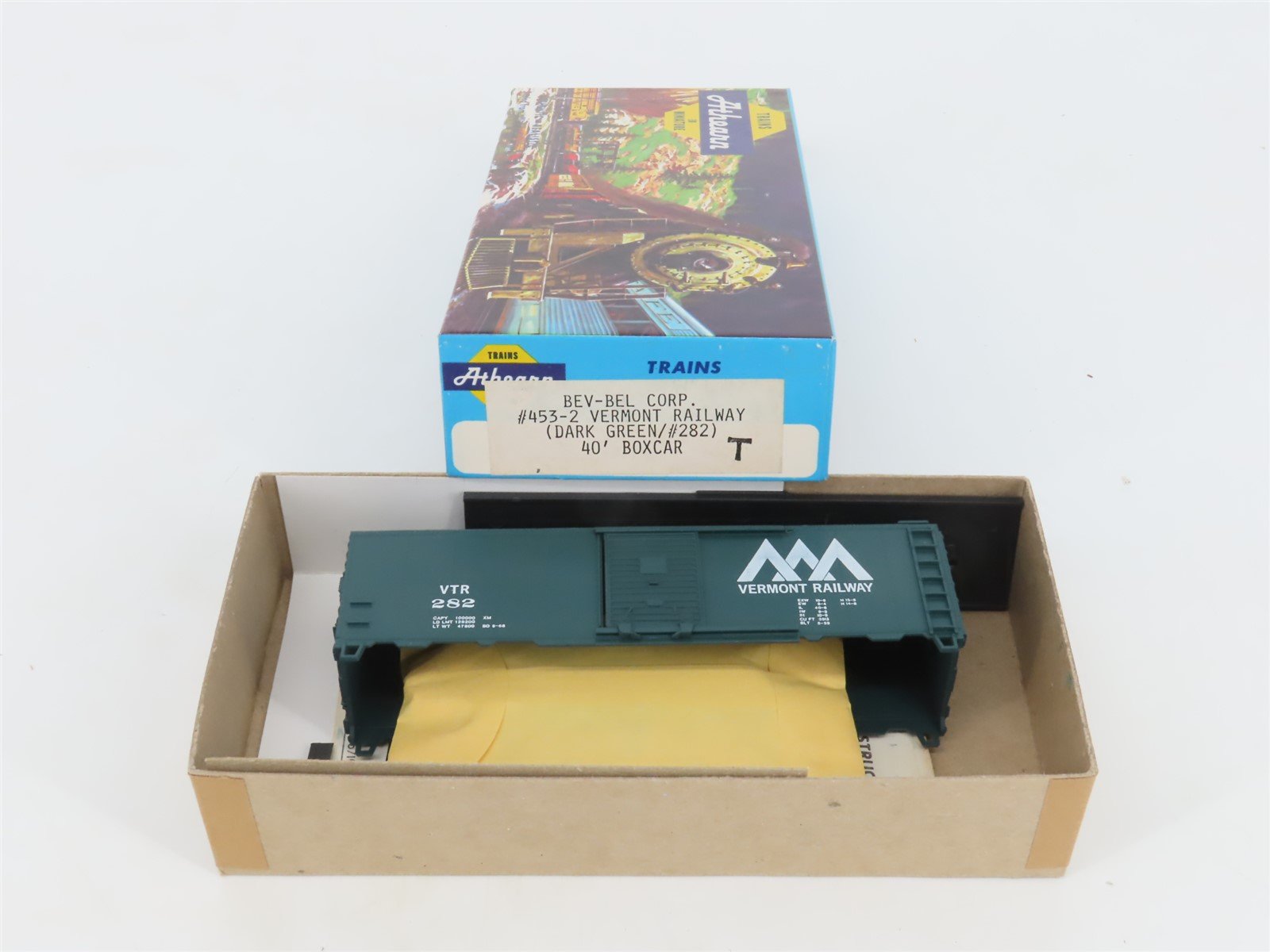 HO Scale Athearn Bev-Bel Kit #453-2 VTR Vermont Railway 40' Box Car #282