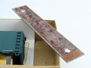 HO Scale Athearn Bev-Bel Kit #1435 BCIT British Columbia 40' Box Car #803609
