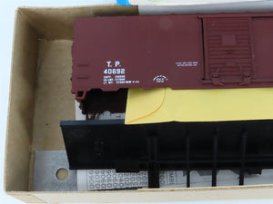 HO Scale Athearn Bev-Bel Kit #1489 TP Texas Pacific Lines 40' Box Car #60492
