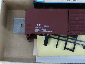 HO Scale Athearn Bev-Bel Kit #1170 SP Southern Pacific 40' Box Car #128543