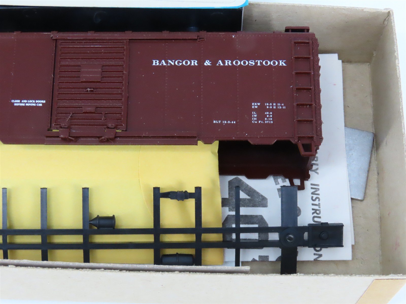 HO Scale Athearn Bev-Bel Kit #1050-2 BAR Bangor & Aroostook 40' Box Car #4499
