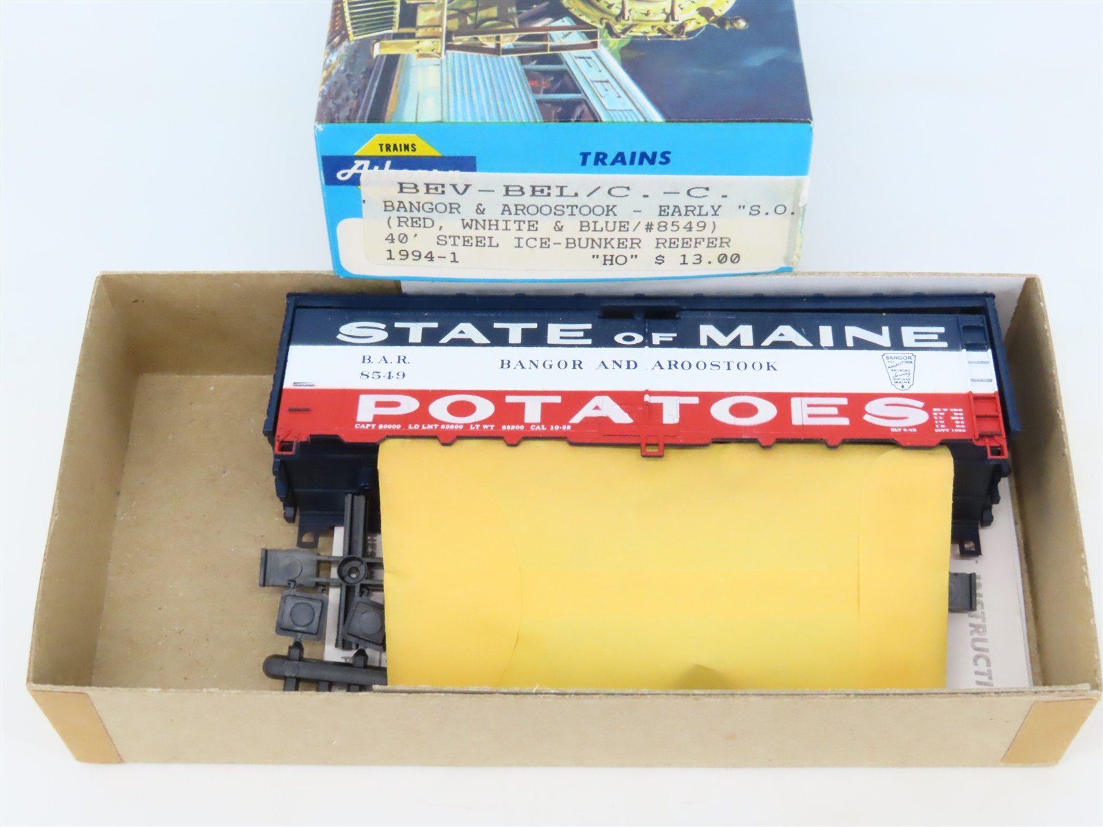 HO Scale Athearn Bev-Bel Kit #1994-1 BAR Bangor & Aroostook 40' Reefer #8549
