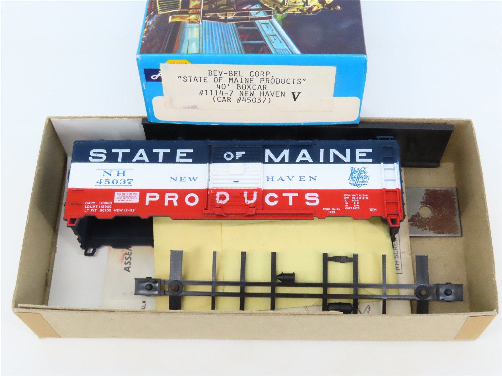 HO Scale Athearn Bev-Bel Kit #1114-7 NH New Haven 40' Single Door Box Car #45037