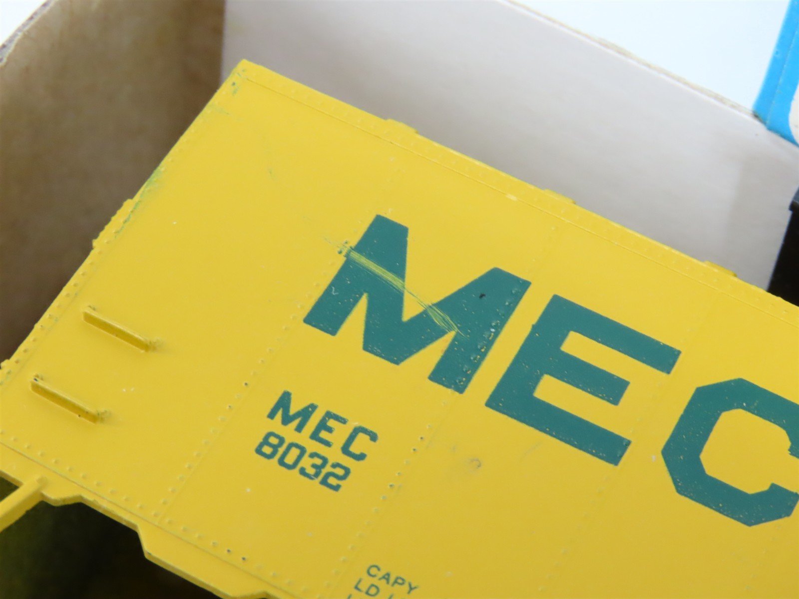 HO Scale Athearn Bev-Bel Kit #1459 MEC Maine Central 40' Box Car #8032