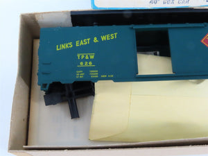 HO Scale Athearn Bev-Bel Kit #1029 TP&W Toledo Peoria & Western 40' Box Car #626