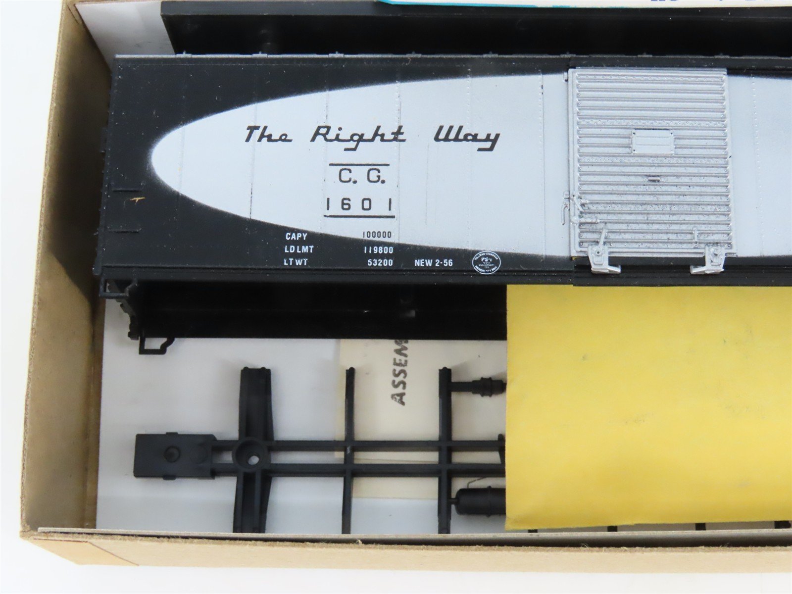 HO Scale Athearn Bev-Bel Kit #1068-3 CG Central of Georgia 50' Box Car #1601