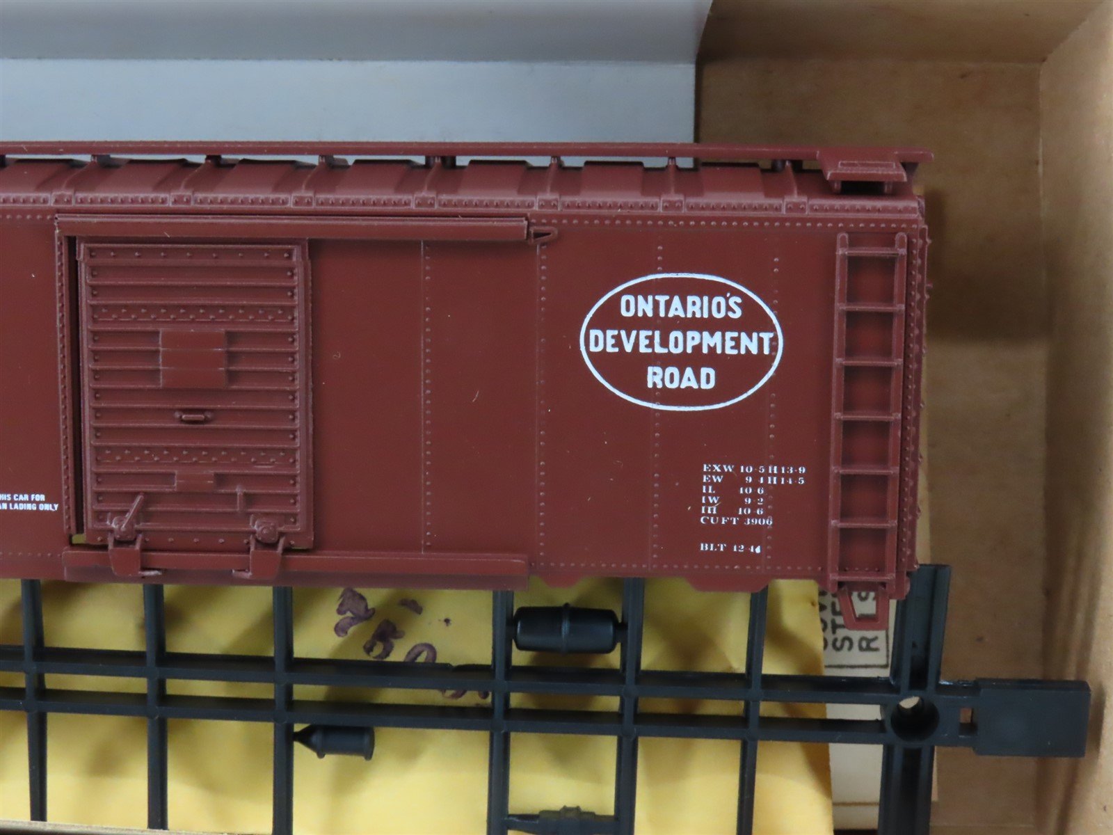 HO Athearn Bev-Bel Kit 1199 ONT Ontario Northland 40' Single Door Box Car #90568