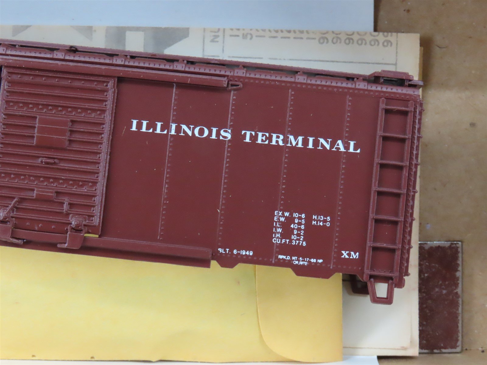 HO Scale Athearn Bev-Bel Kit 1395 ITC Illinois Terminal 40' Steel Box Car #6769