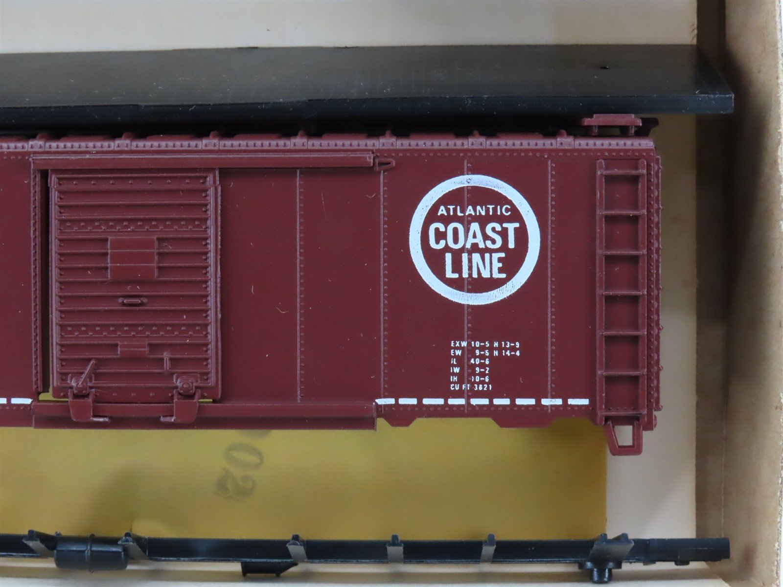 HO Scale Athearn Bev-Bel Kit 1747 ACL Atlantic Coast Line 40' Box Car #52275