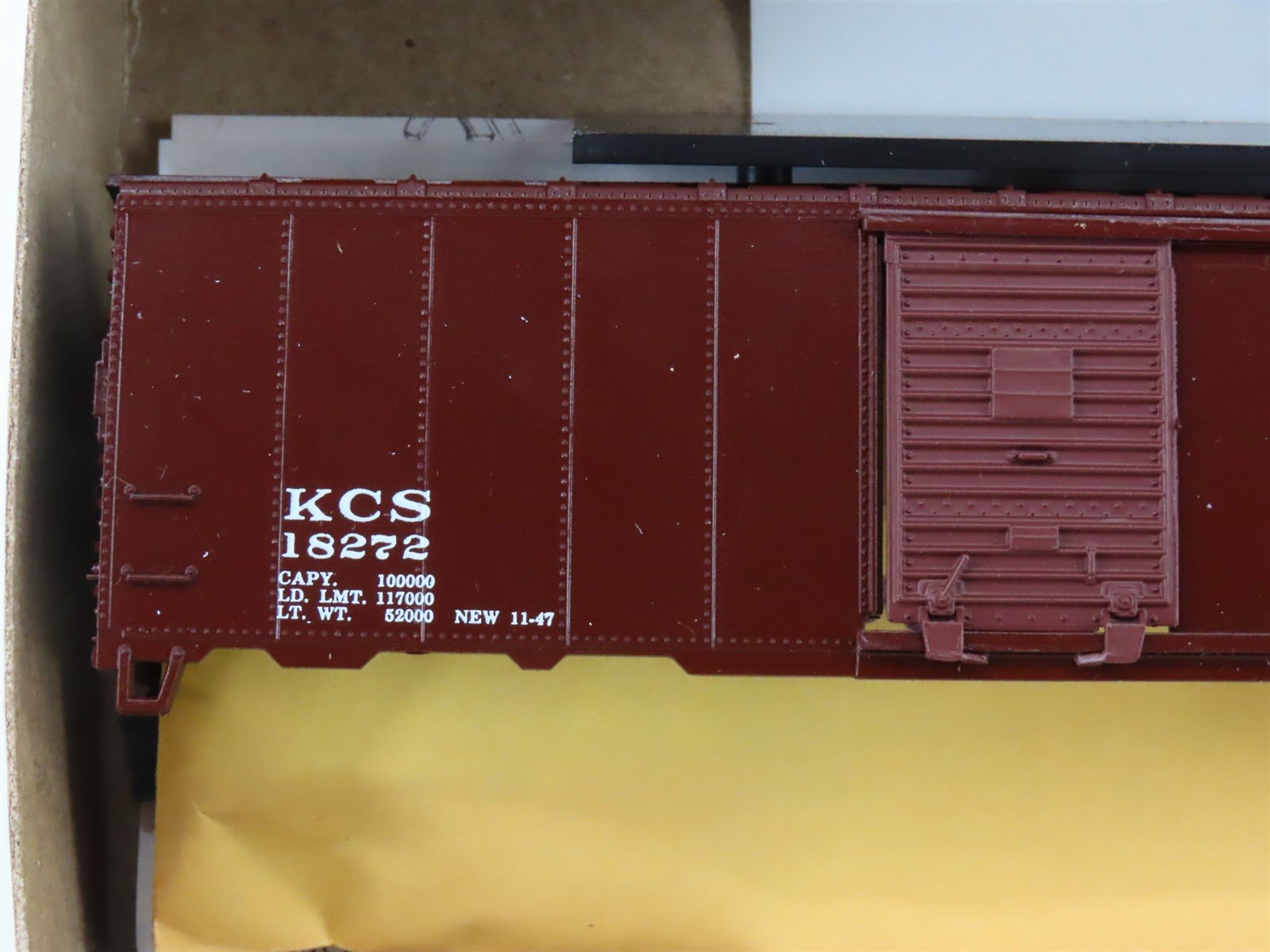 HO Scale Athearn Bev-Bel Kit 1093-1 KCS Kansas City Southern 40' Box Car #18272
