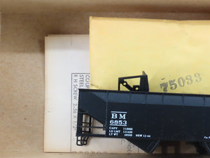 HO Scale Athearn Bev-Bel Kit 1312-1 B&M Boston & Maine 34' 2-Bay Hopper #6853