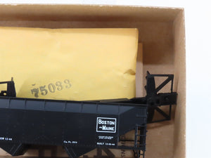HO Scale Athearn Bev-Bel Kit 1312-1 B&M Boston & Maine 34' 2-Bay Hopper #6853