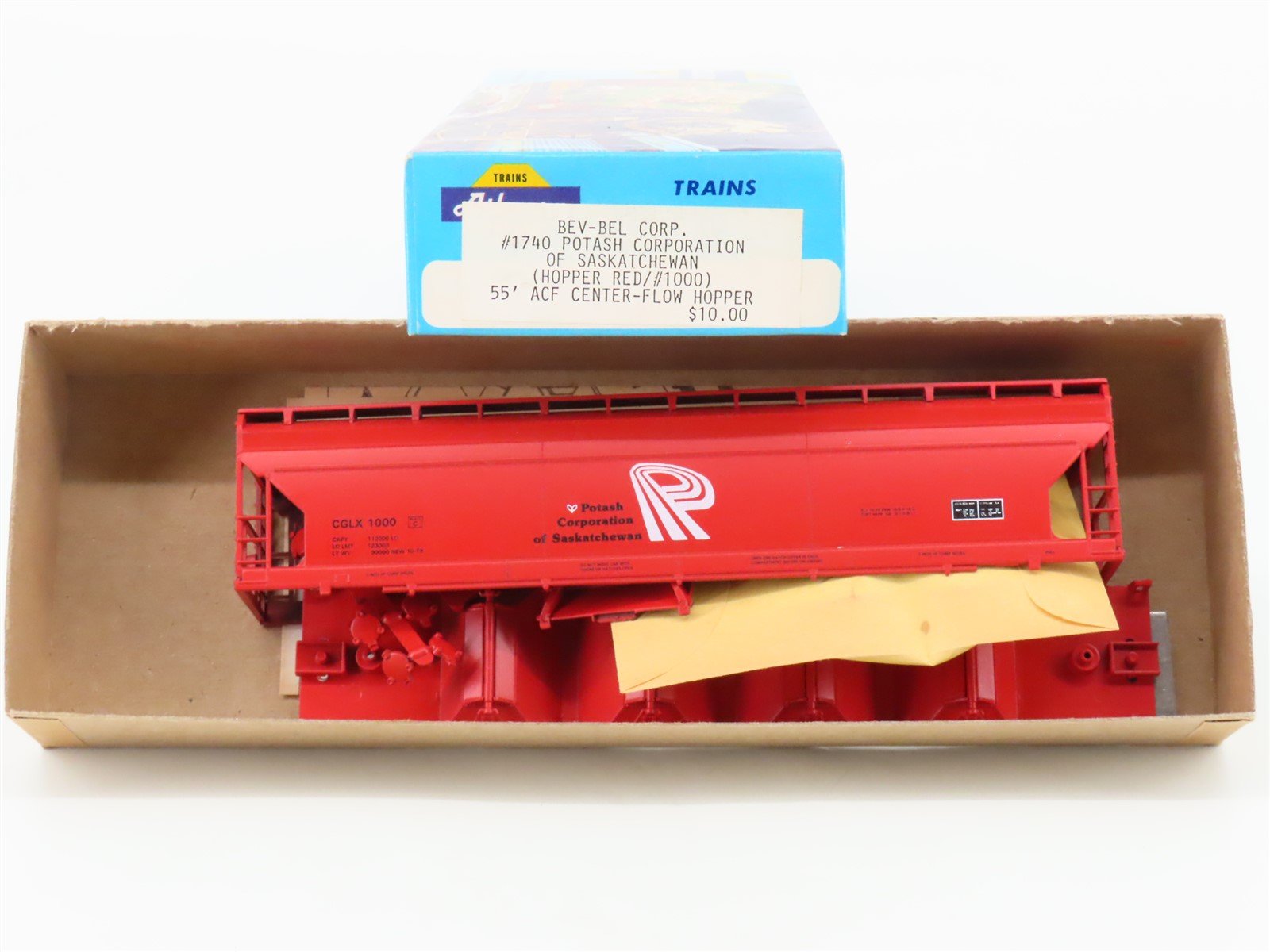 HO Athearn Bev-Bel Kit 1740 CGLX Saskatchewan Potash 4-Bay Covered Hopper #1000