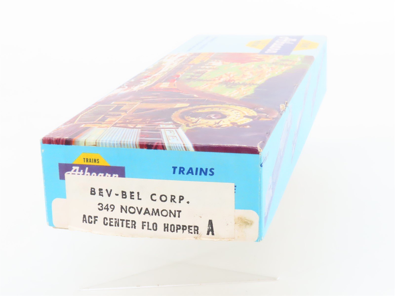 HO Athearn Bev-Bel Kit 349 ACFX Novamont 4-Bay Centerflow Covered Hopper #55705