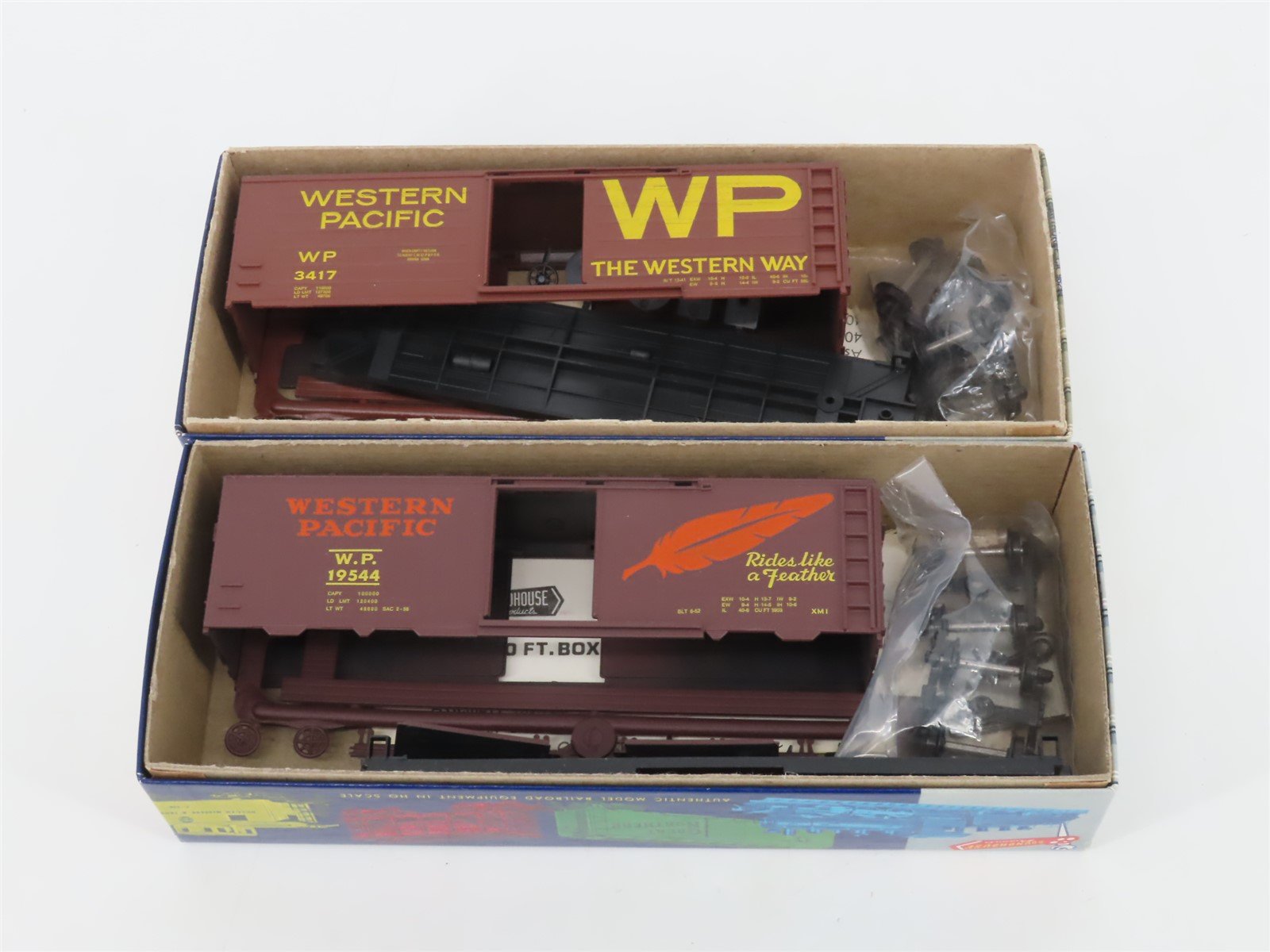 LOT of 10 HO Scale Roundhouse Kits WP/SOU/MILW/C&O/CP/B&O/CN/GN/SAL Box Cars