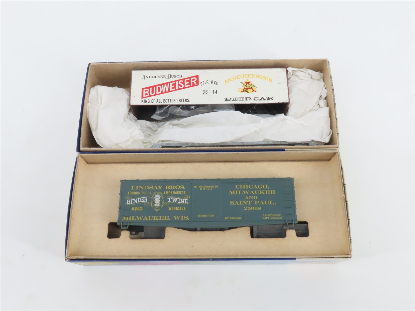 LOT- 11 HO Roundhouse Kits D&RGW/N&W/STLR&CO/& More Caboose, Reefers, & Box Cars