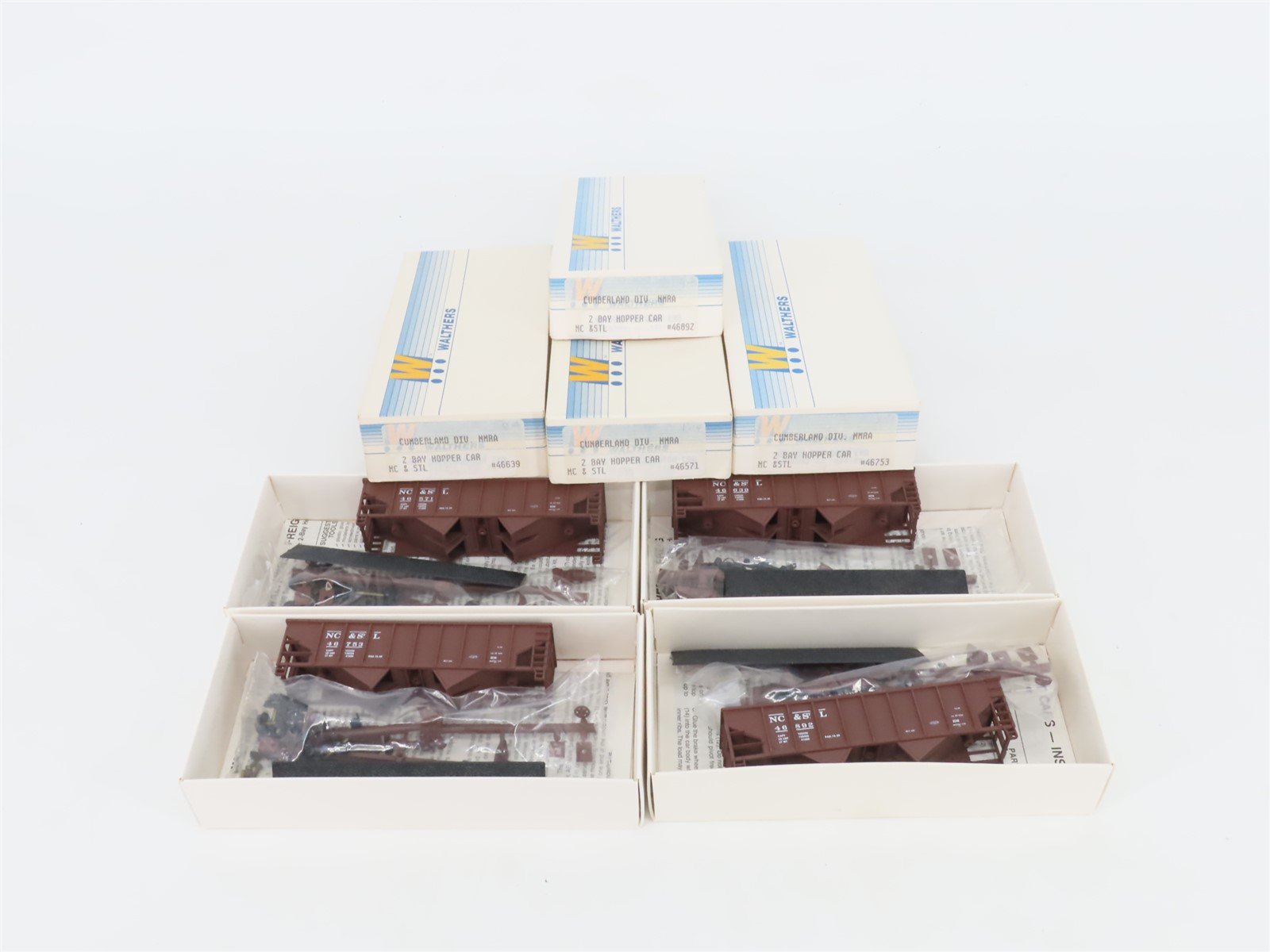 LOT of 4 HO Scale Walthers Kits NC&STL Nashville Chattanooga & St Louis Hoppers