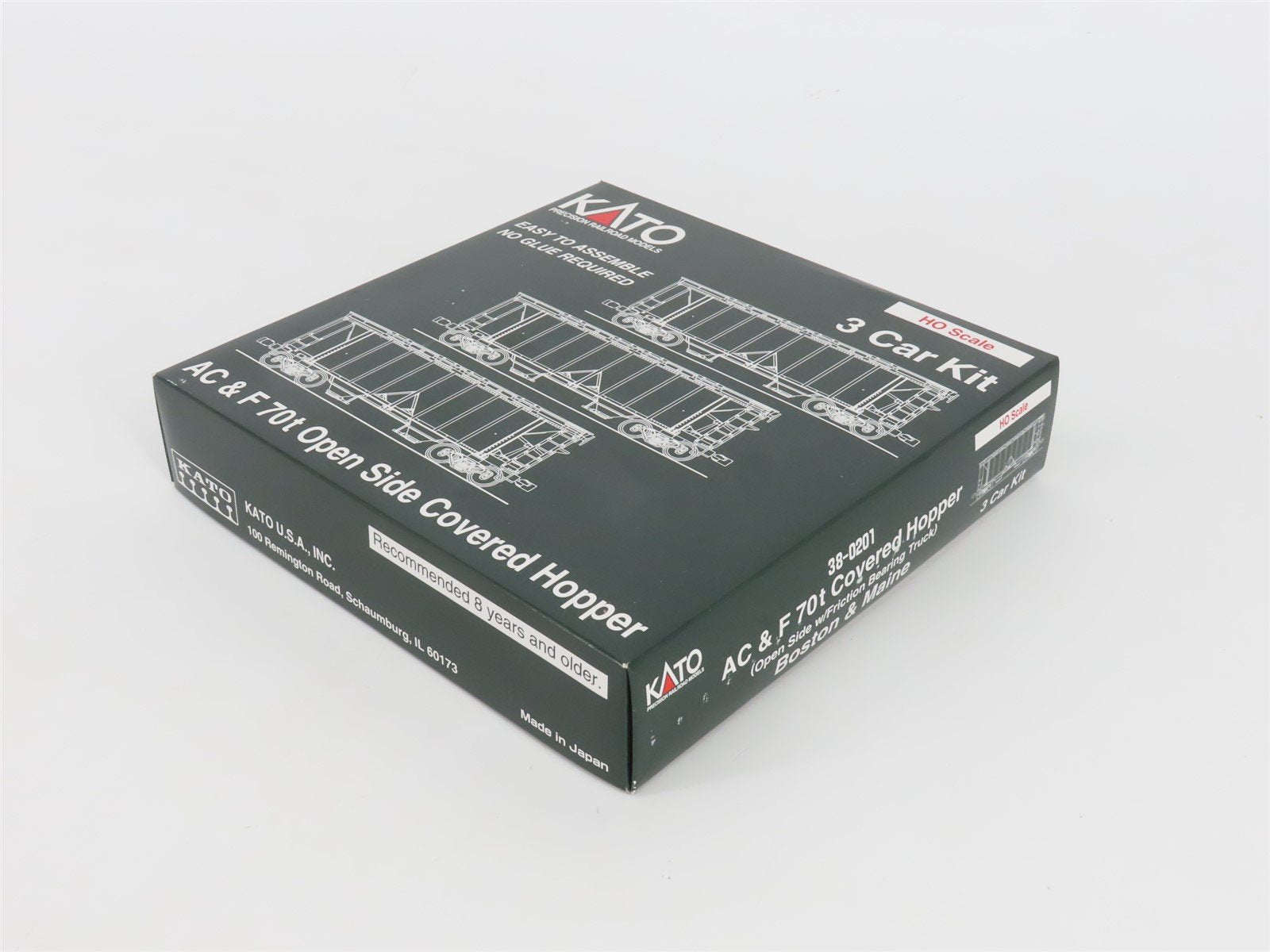 HO Scale KATO Kit 38-0201 BM Boston & Maine 2-Bay Covered Hoppers 3-Pack