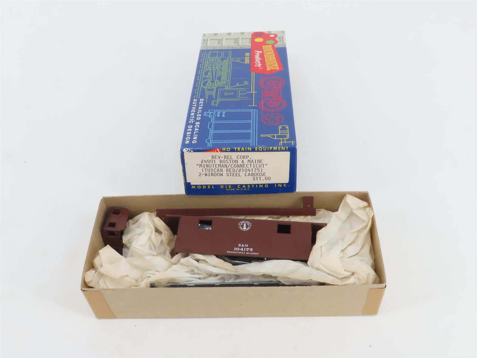 HO Scale Roundhouse Bev-Bel Kit #4991 B&M Boston & Maine Steel Caboose #104175