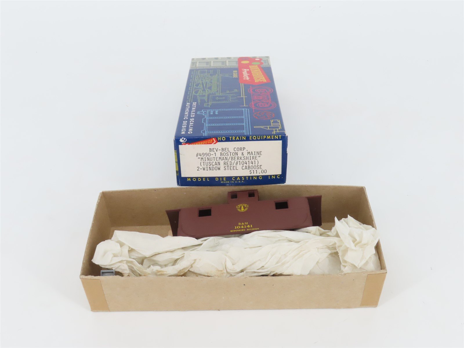 HO Scale Roundhouse Bev-Bel Kit #4990-1 B&M Boston & Maine Steel Caboose #104141