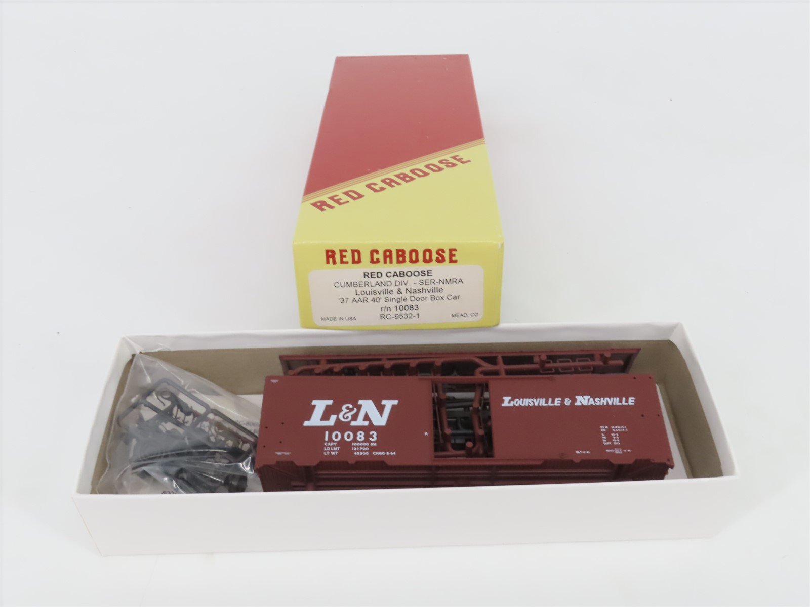 HO Scale Red Caboose Kit RC-9532-1 L&N Louisville & Nashville 40' Box Car #10083