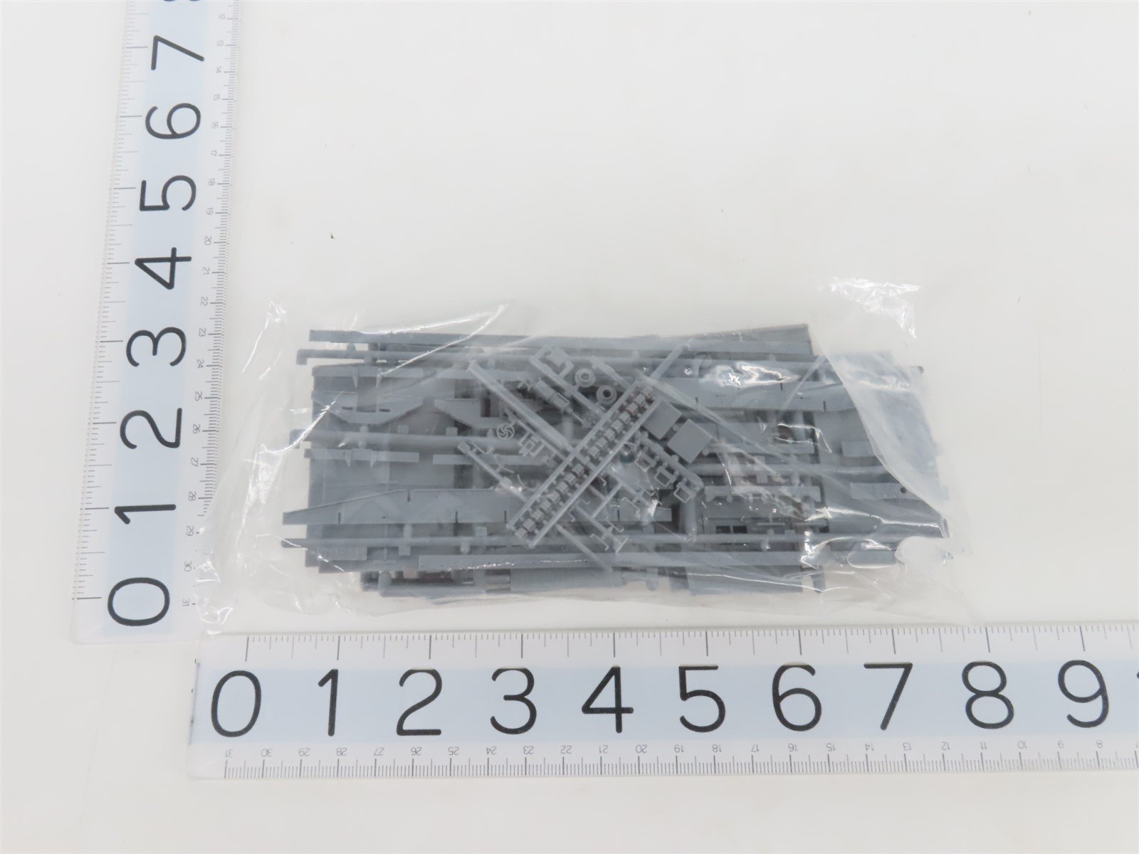HO Scale Tichy Train Group Kit #4022 Unpainted Wrecking Outfit Boom Car