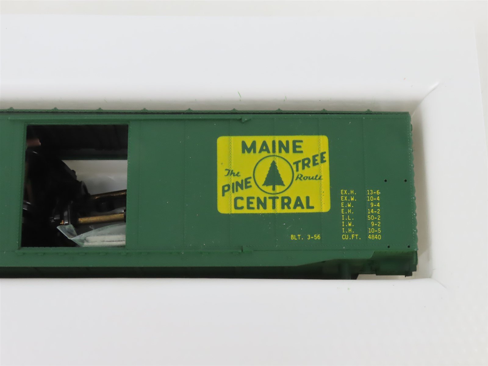 HO Scale Front Range Kit 5023 MEC Maine Central Pine Tree 50' Box Car #9230