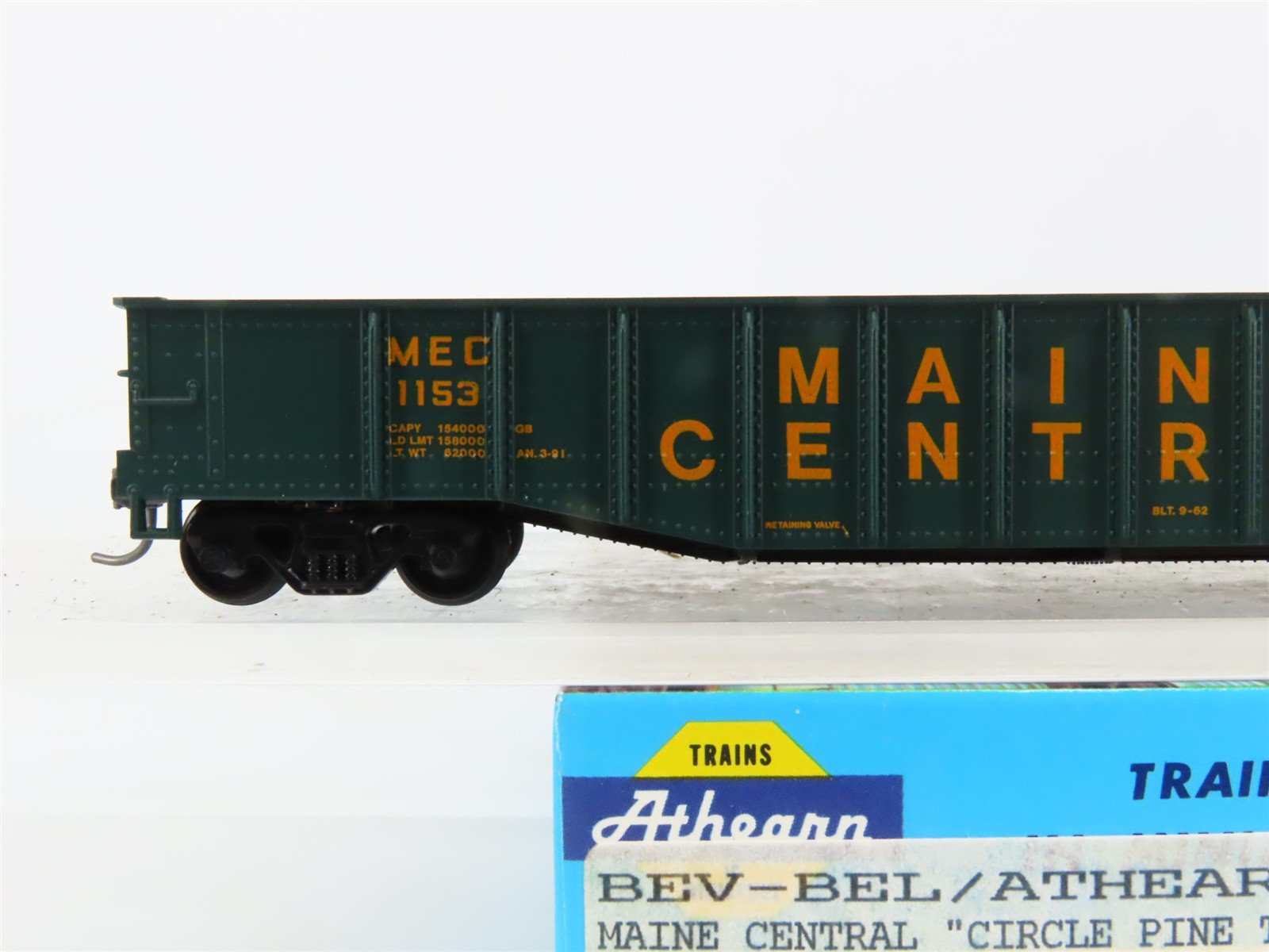 HO Scale Athearn Bev-Bel #1345-1 MEC Pine Tree 50' Open Gondola #1153 - BUILT