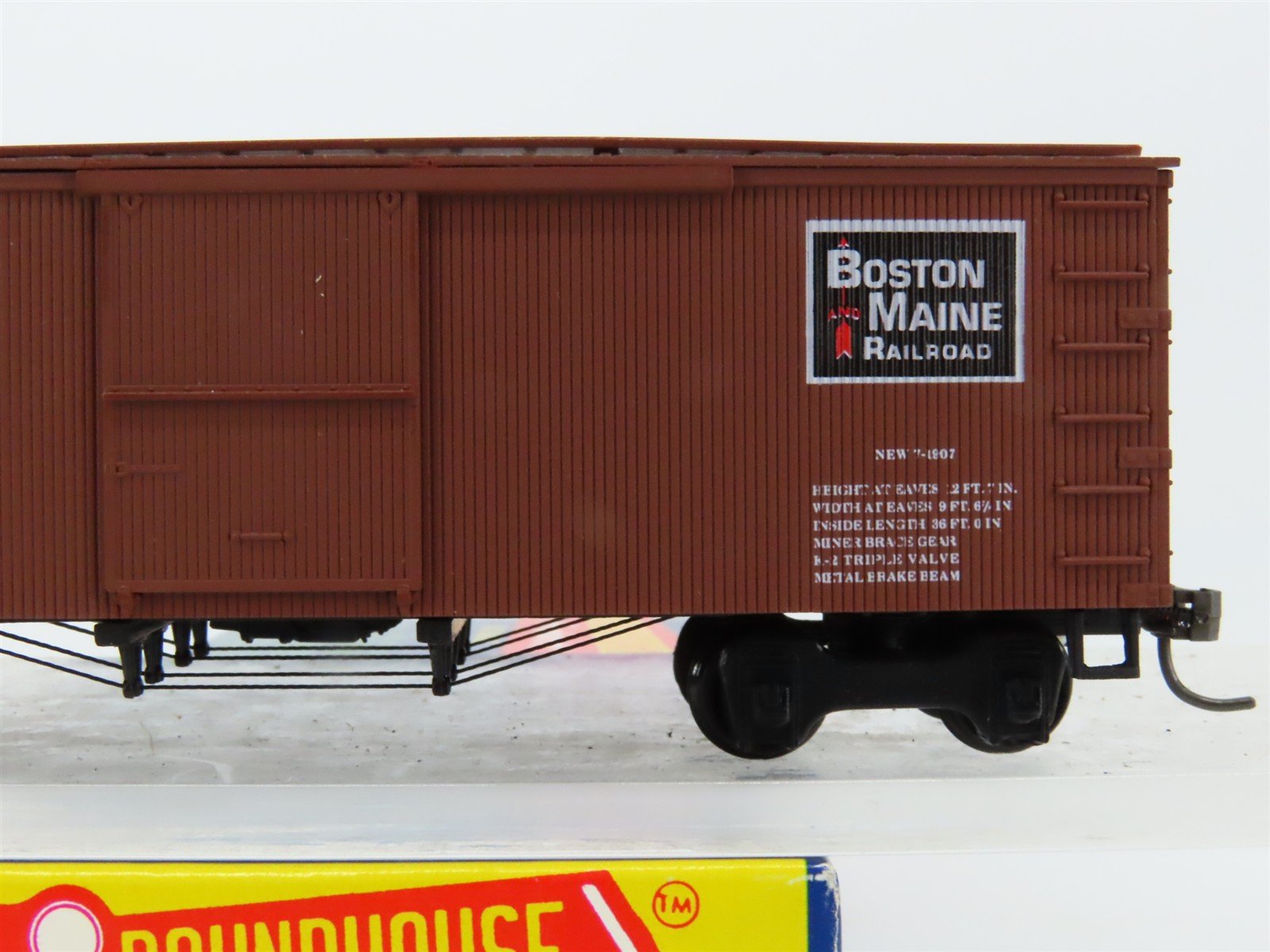 HO Roundhouse LE BM Boston & Maine 36' Truss Rod Box Car #62275 - BUILT