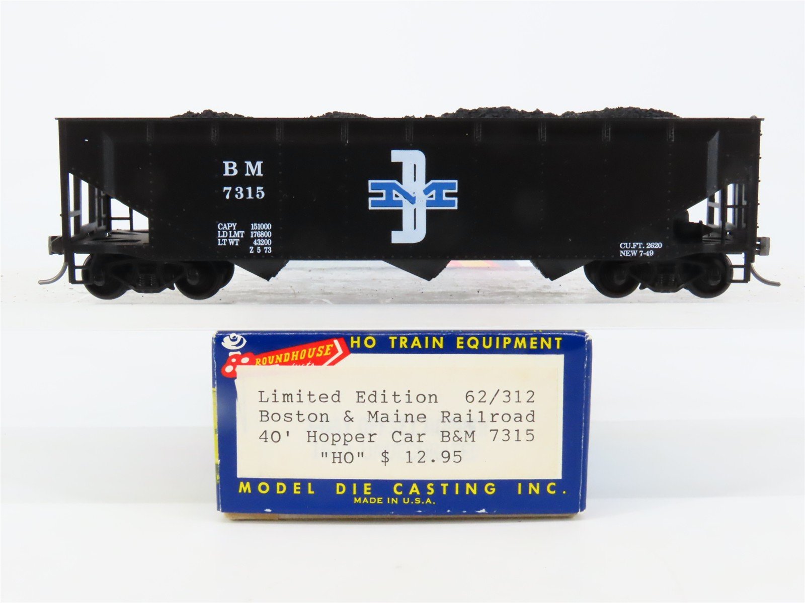 HO Scale Roundhouse LE BM Boston & Maine 3-Bay Hopper #7315 w/ Load - BUILT