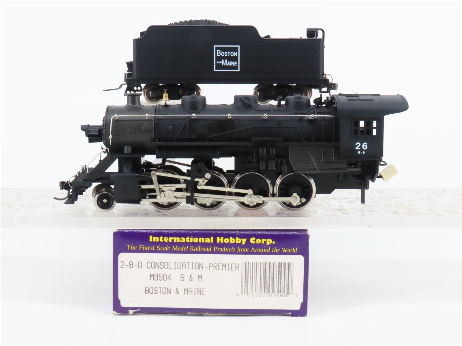HO Scale IHC M9504 B&M Boston & Maine 2-8-0 Steam Locomotive #26