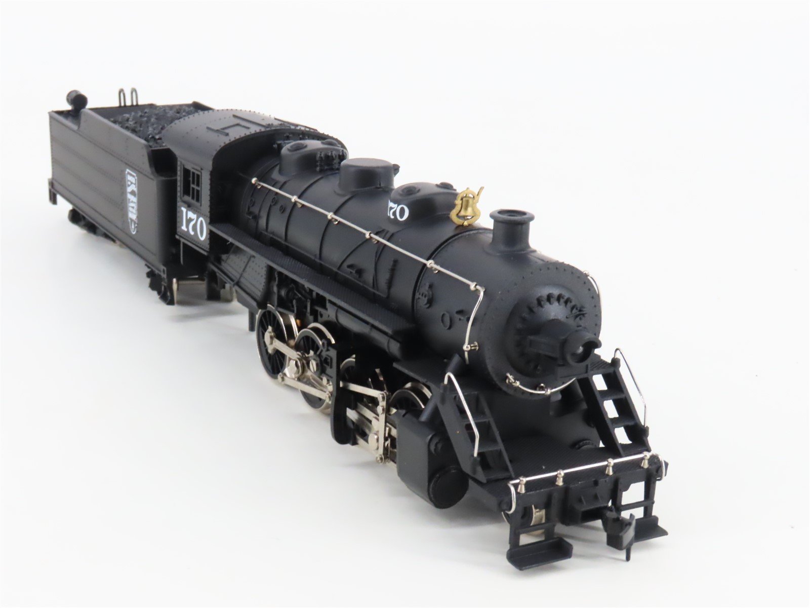HO Scale IHC M9557 BAR Bangor & Aroostook 2-8-0 Steam Locomotive #170