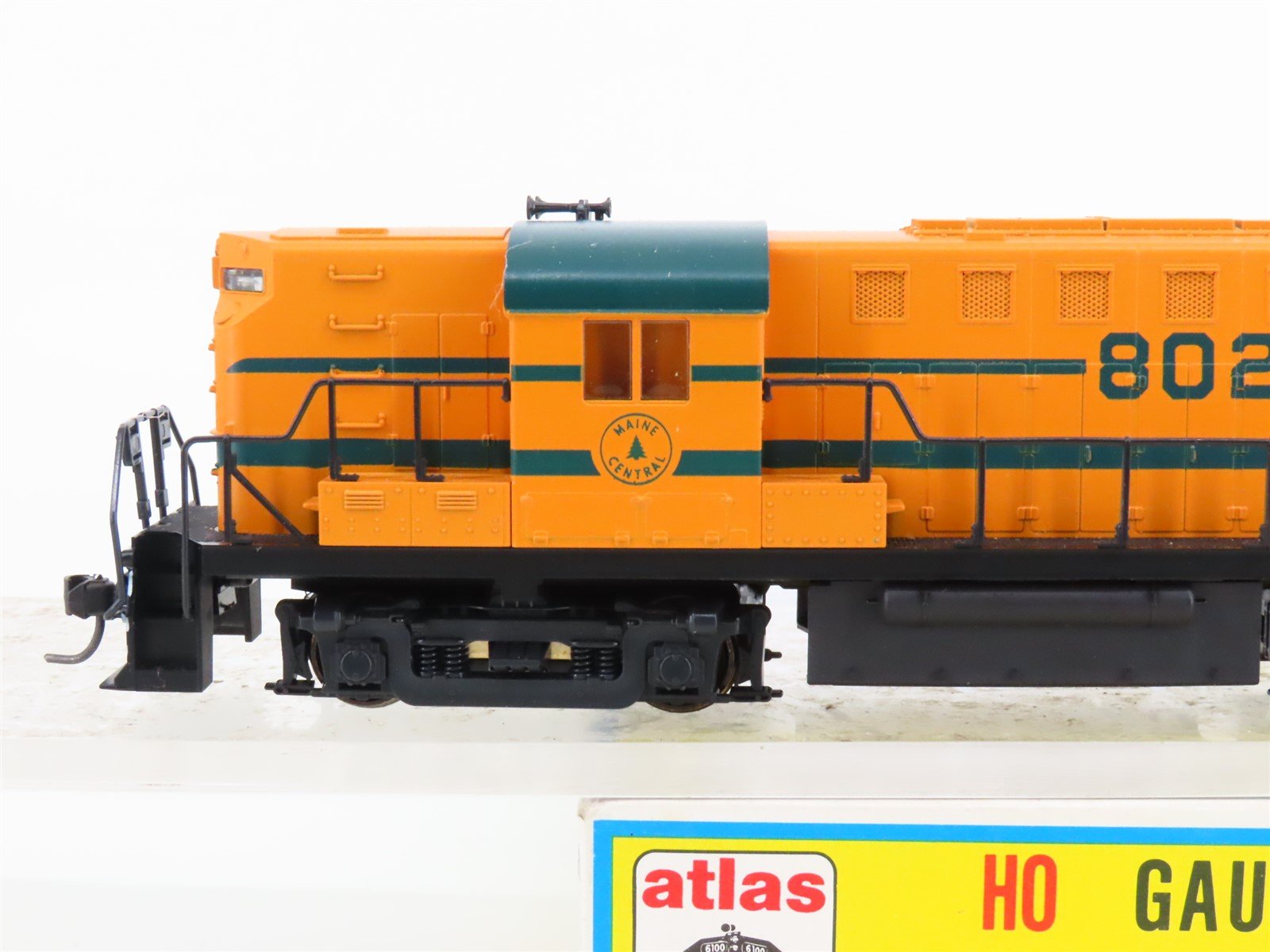 HO Scale Atlas 7098 MEC Maine Central RS11 Diesel Locomotive #802