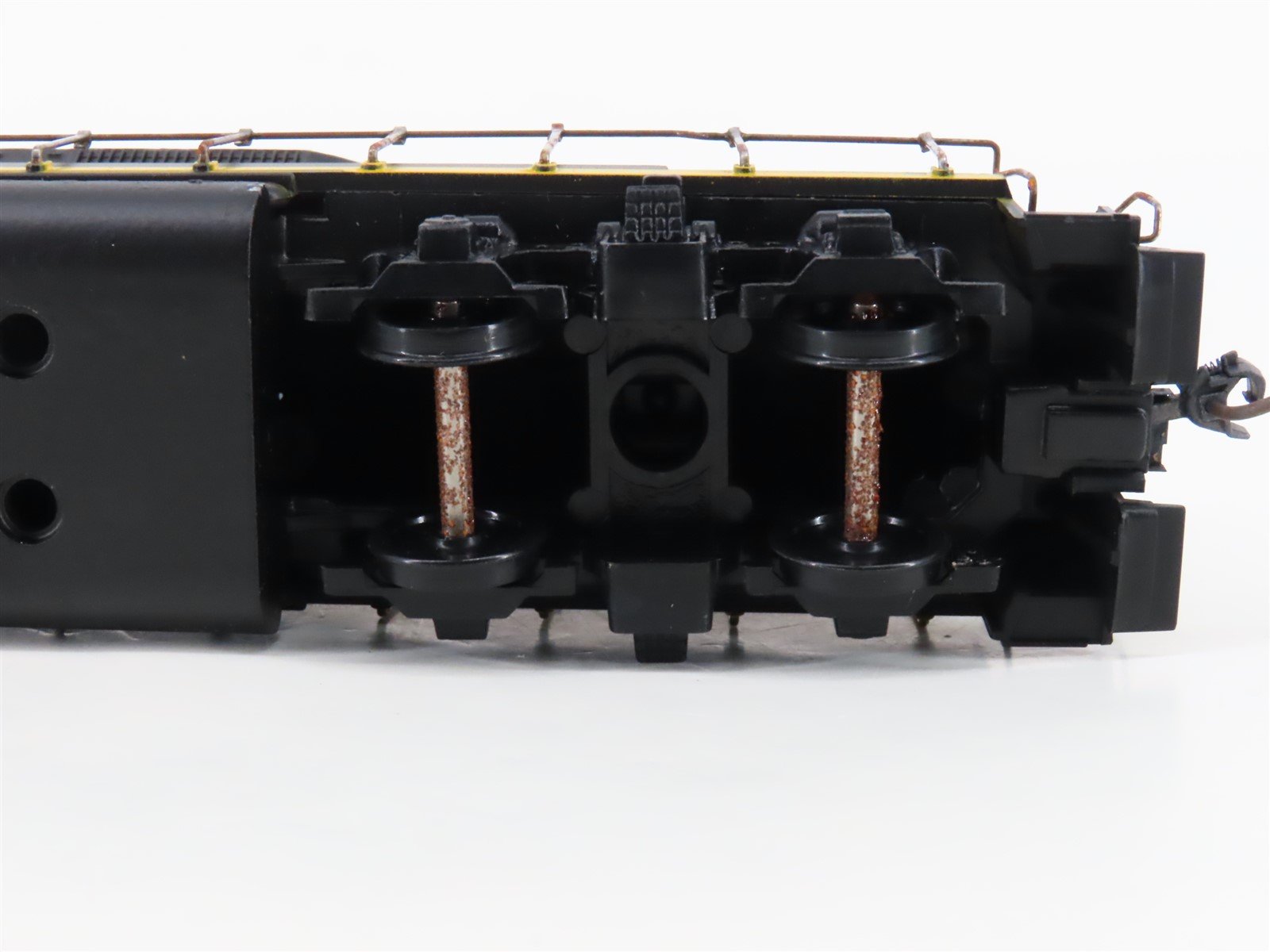 HO Scale Athearn 4221 ACL Atlantic Coast Line GP35 Diesel Loco #960 UNPOWERED