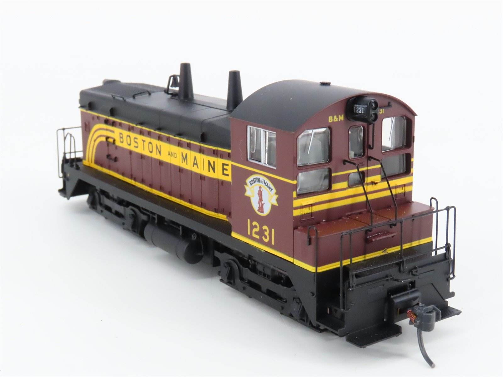 HO Scale Proto 2000 B&M Boston & Maine SW9 Diesel Locomotive #1231